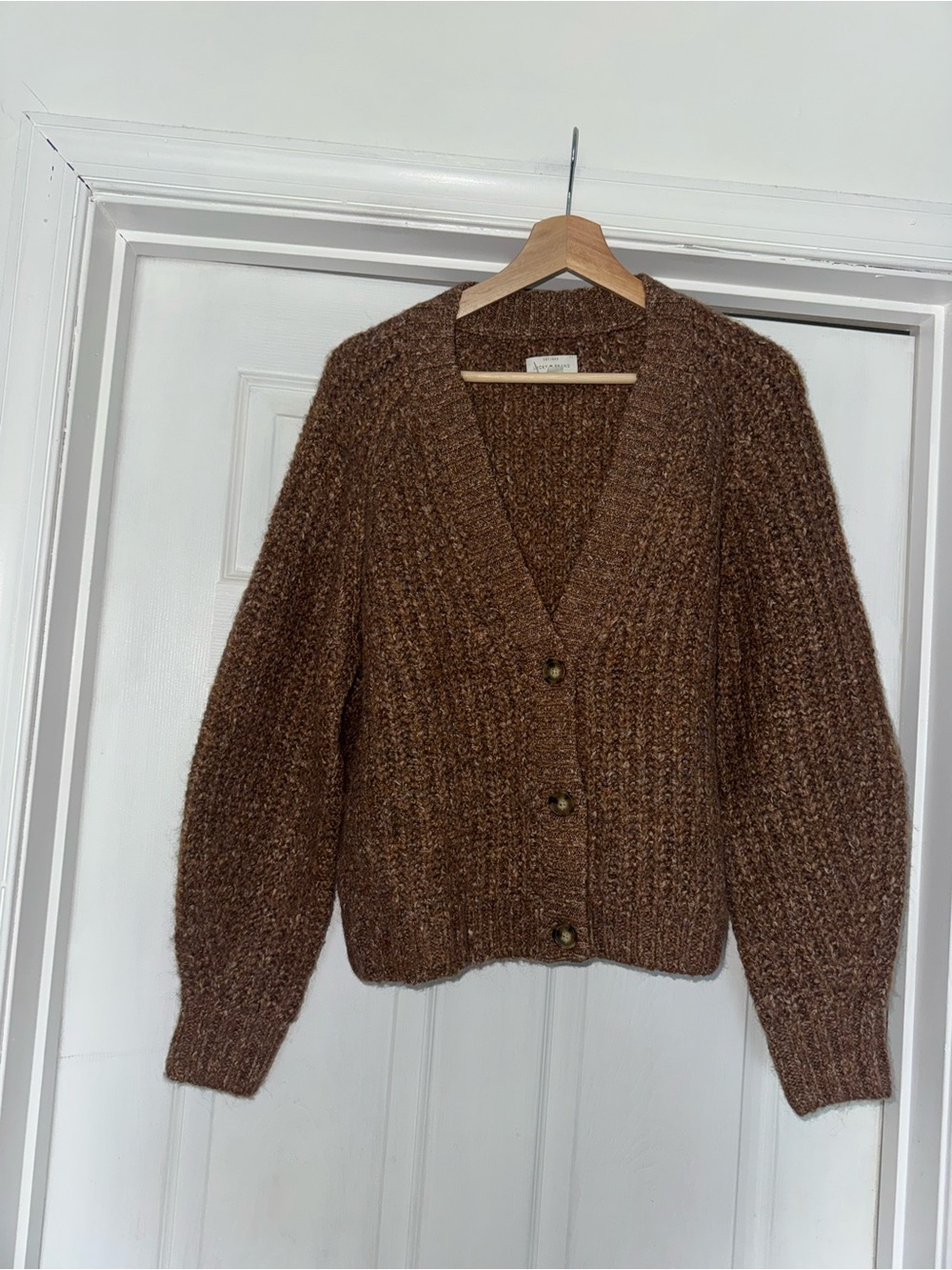 New Lucky Brand Cozy Ribbed V-Neck Brown Button Cardigan Sweater M Chunky - Picture 2 of 6